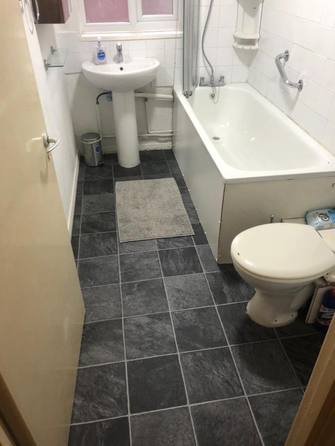Lovely One Bed Apartment To Rent لندن المظهر الخارجي الصورة